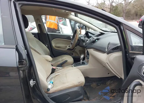 2015 Ford Fiesta Se z USA, uszkodzony, nr VIN 3FADP4EJ1FM152631